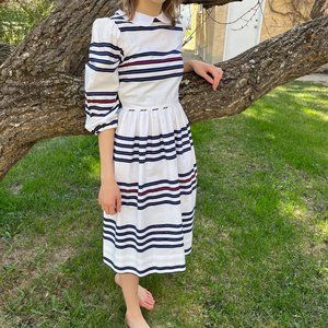 1980s Vintage girl’s dress by Canadian designer Elen Henderson. Girls size 12.